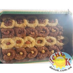 Пахлава с орехами