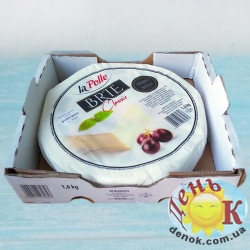 Сыр Бри с белой плесенью Brie classic 1,6 кг