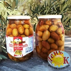 Оливки крупного калибра с пряностями alla Paesana Bella Contadina